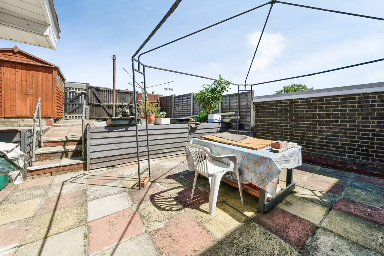 Webb Rise, STEVENAGE, Hertfordshire, SG1, photo 5