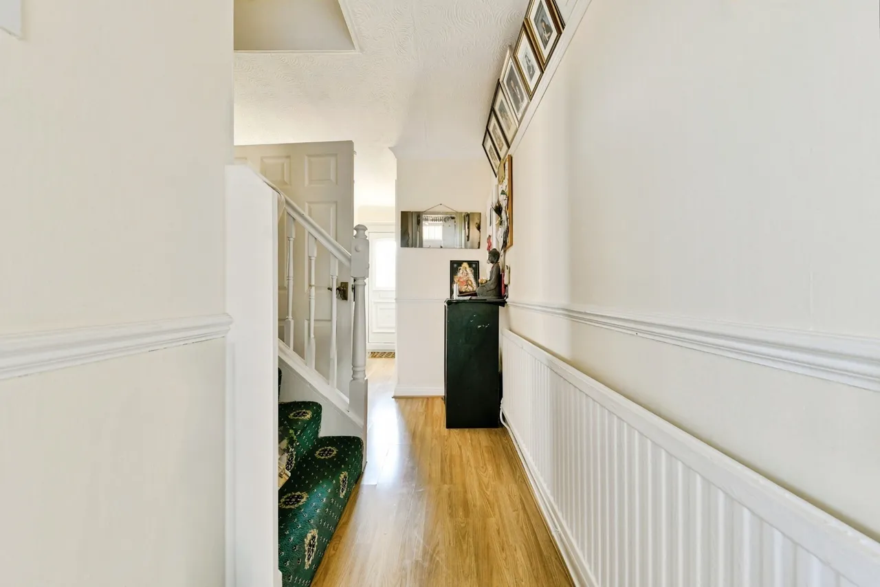 Webb Rise, STEVENAGE, Hertfordshire, SG1, photo 18