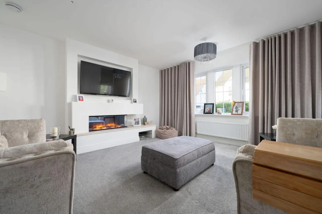 Calderstone Drive, Cumbernauld, G68 0GQ, photo 8