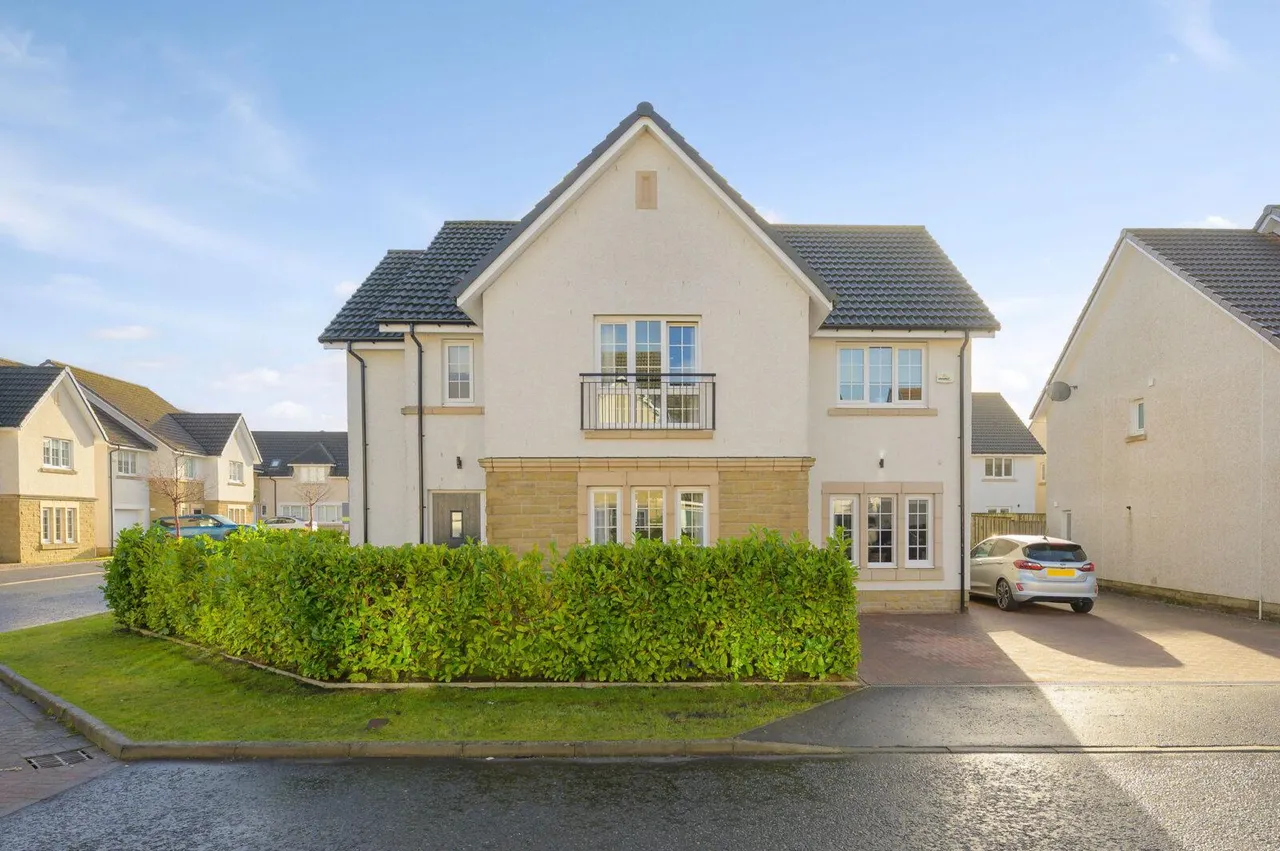 Calderstone Drive, Cumbernauld, G68 0GQ, photo 2
