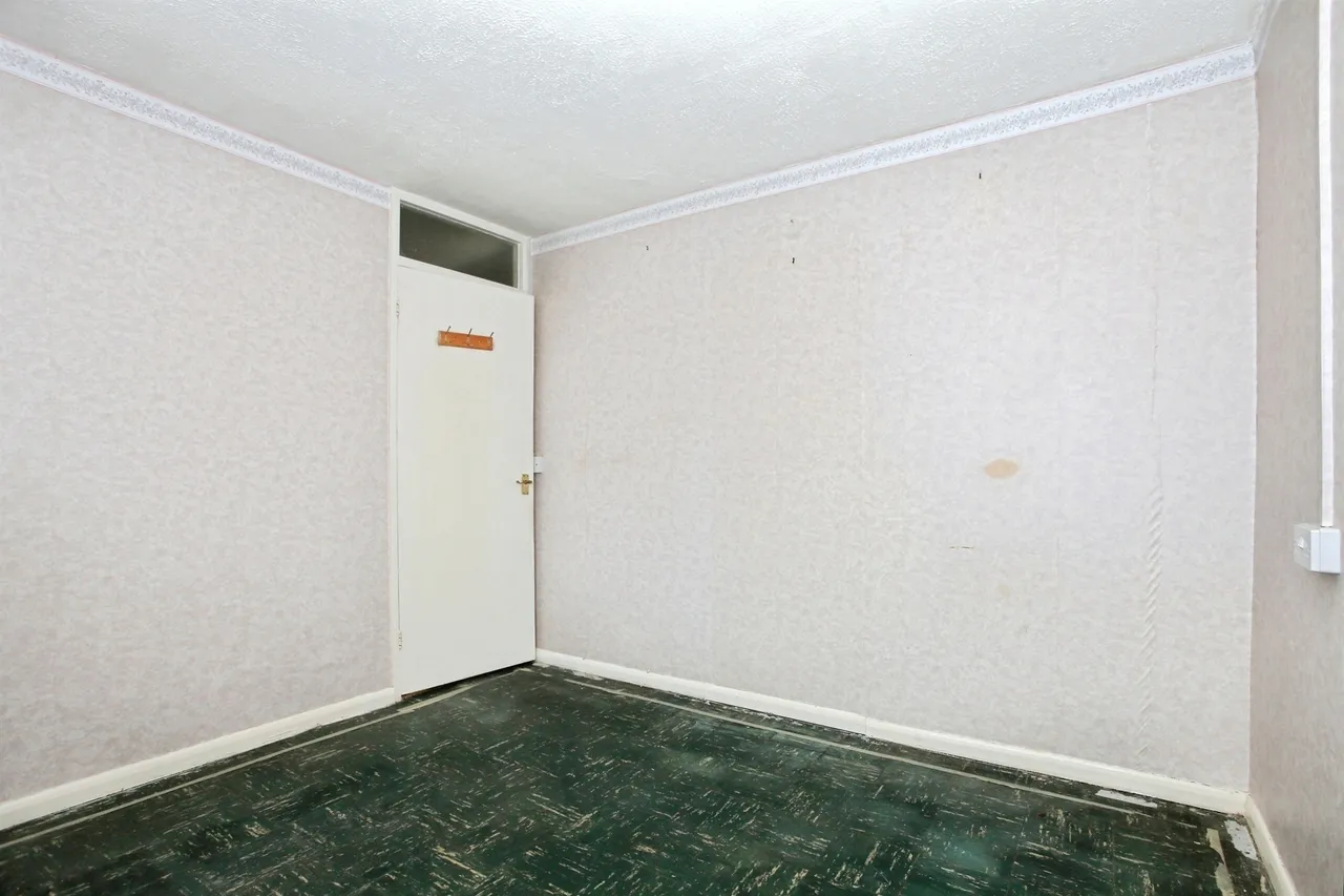 Lawson Avenue, Peterborough, PE2, photo 6