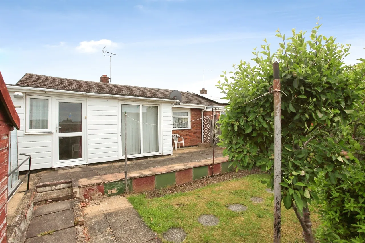 Lawson Avenue, Peterborough, PE2, photo 9