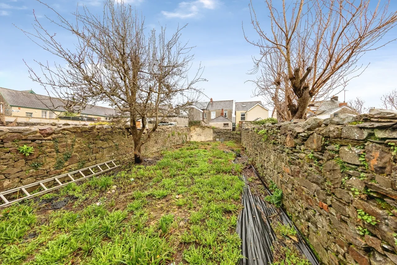 The Avenue, Carmarthen, SA31, photo 2