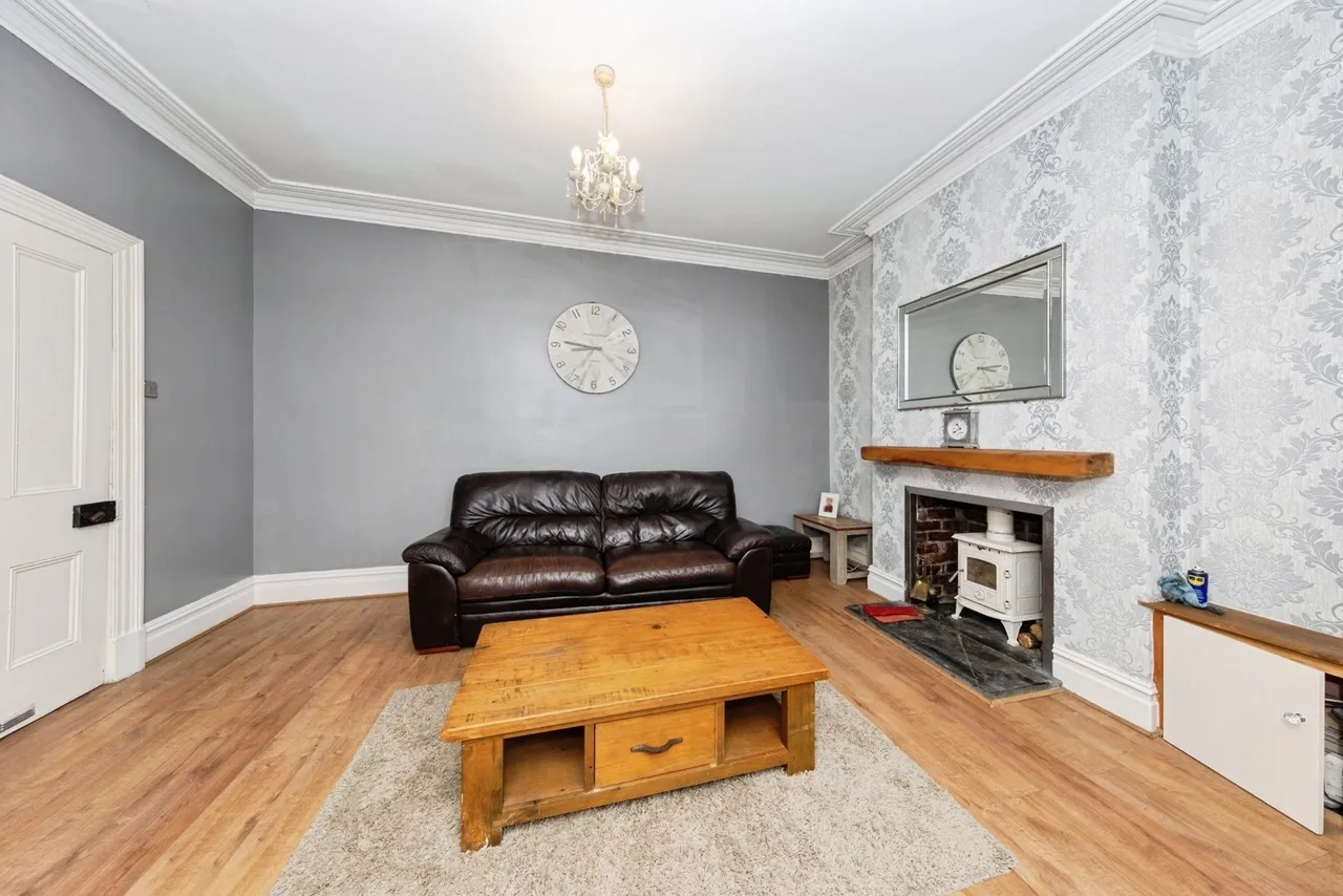 The Avenue, Carmarthen, SA31, photo 4