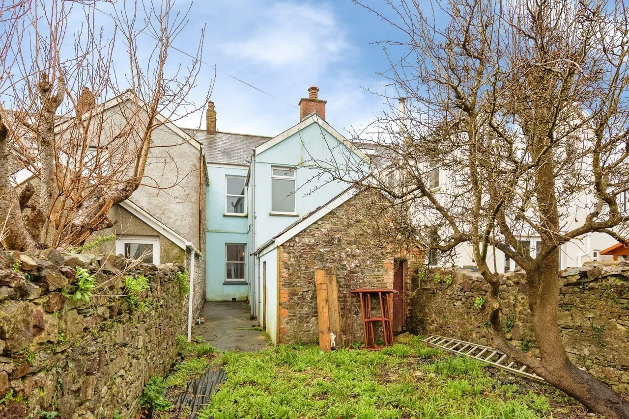 The Avenue, Carmarthen, SA31, photo 15