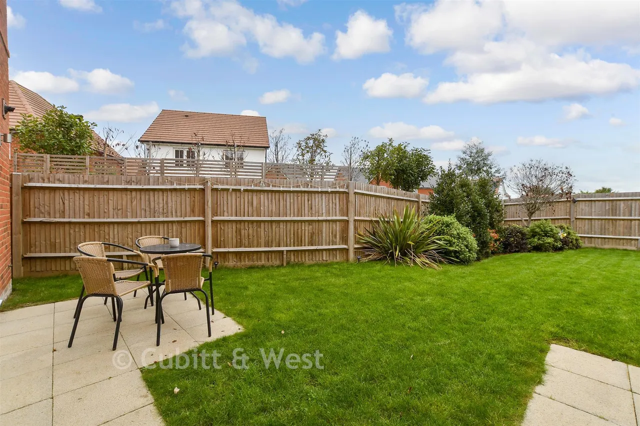 Donovan Way, Yapton, BN18, photo 15