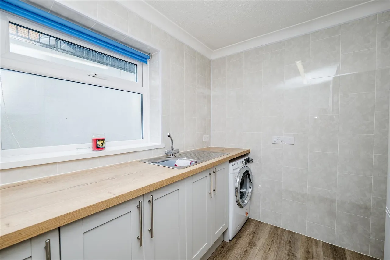 Maes-y-coed, Barry, CF62 6TA, photo 6