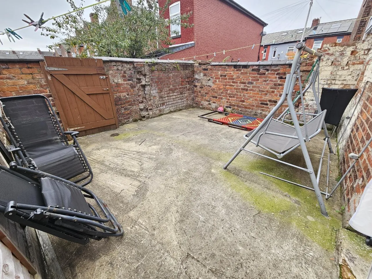 Charlton Road, Manchester, M19, photo 24