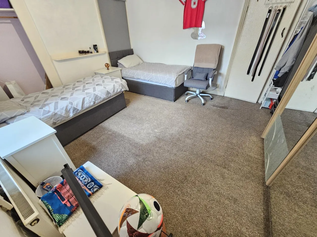 Charlton Road, Manchester, M19, photo 14