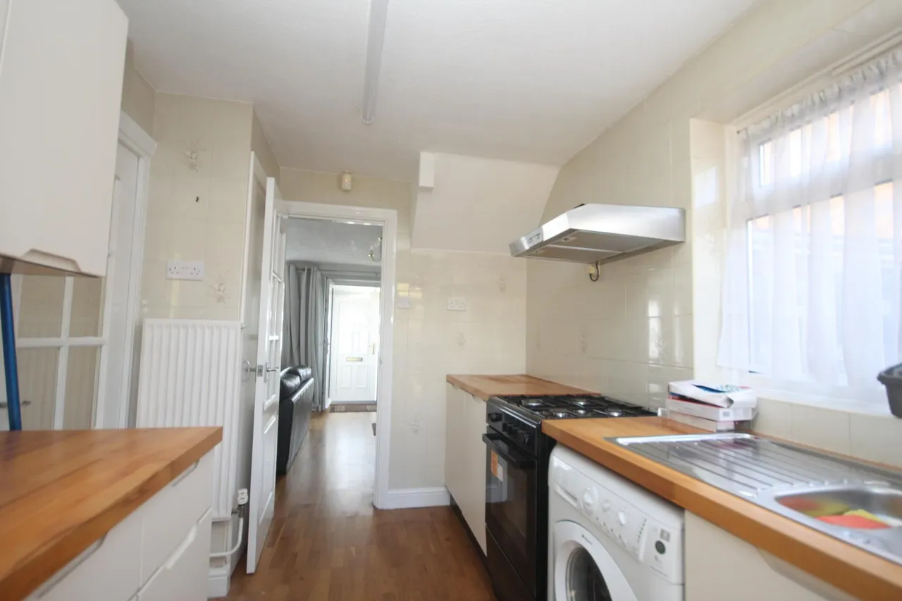 Butely Road, Luton, LU4, photo 6