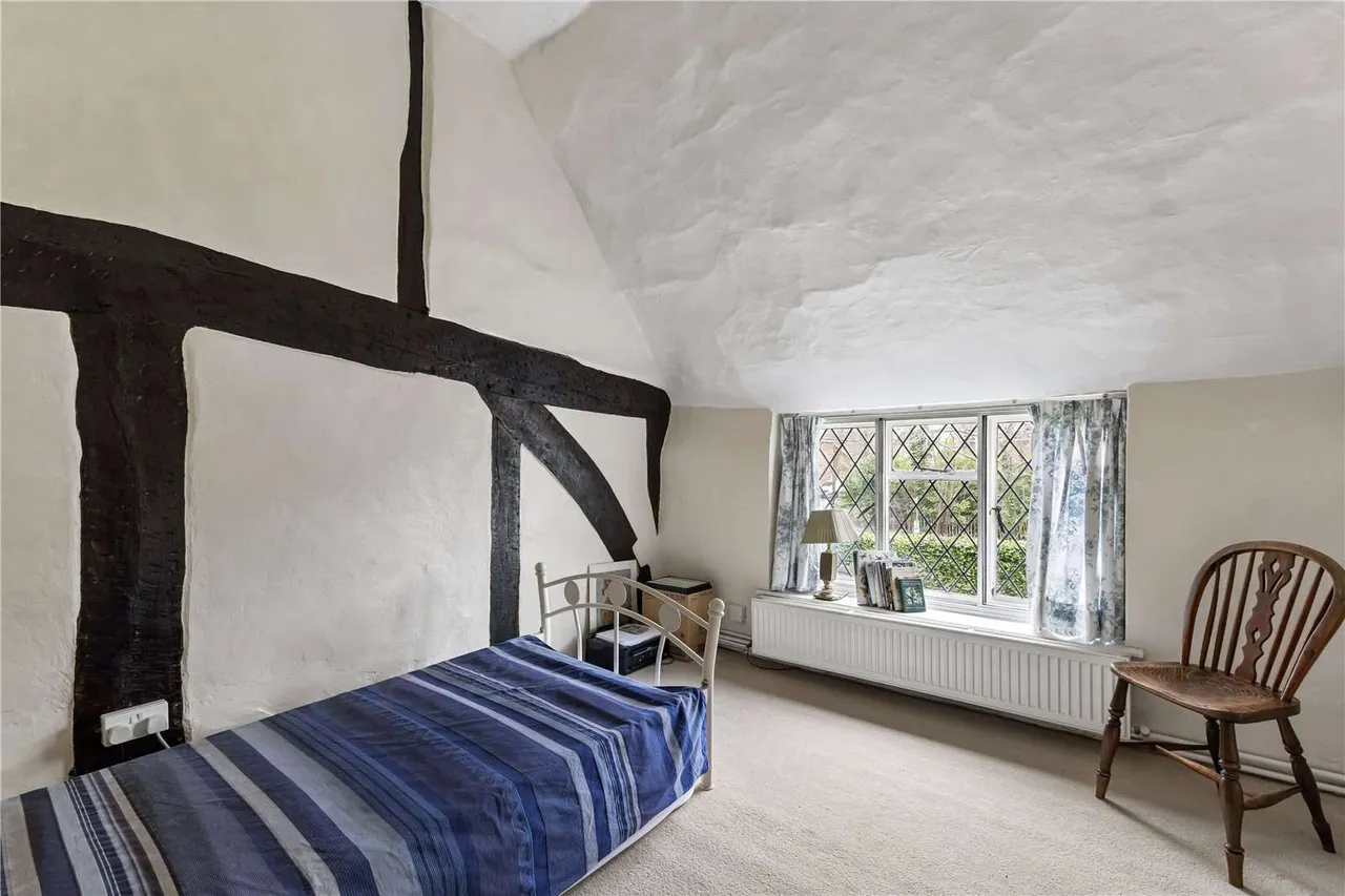 Mill Lane, Headley, Bordon, Hampshire, GU35 8LH, photo 11