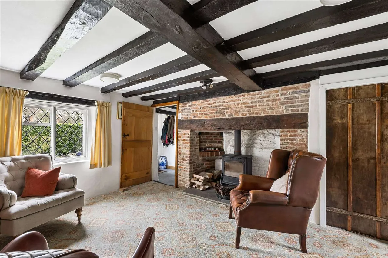 Mill Lane, Headley, Bordon, Hampshire, GU35 8LH, photo 4