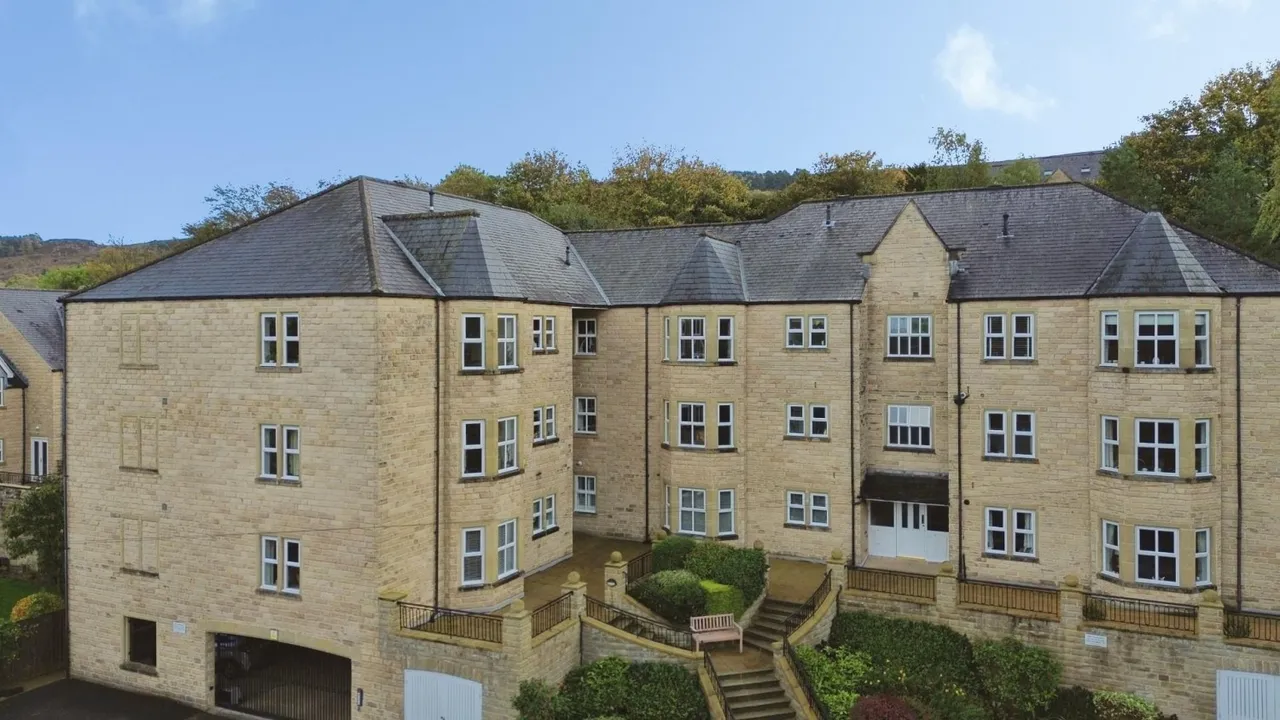 Heather Court, Ilkley, LS29, photo 22