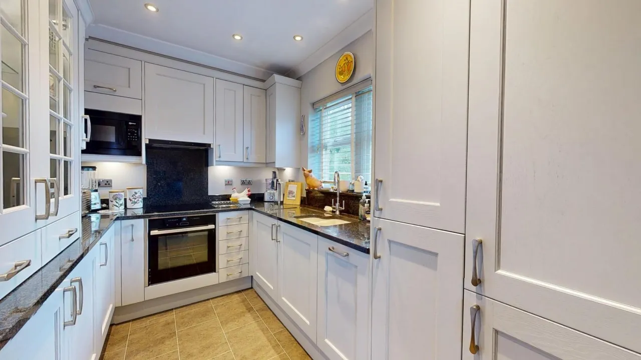 Heather Court, Ilkley, LS29, photo 5