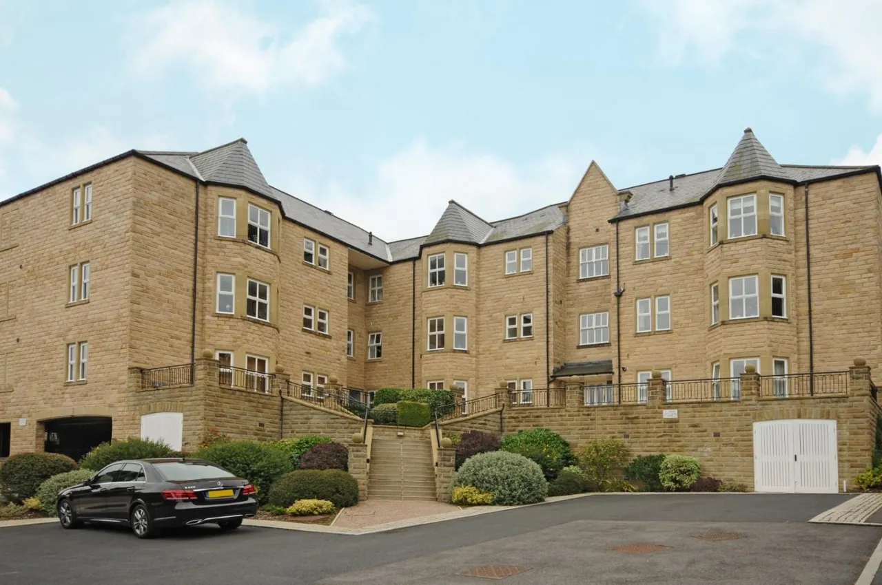 Heather Court, Ilkley, LS29, photo 24