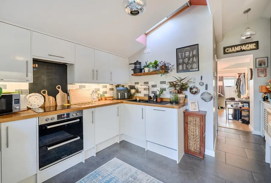 Walk Mill Lane, Kingswood, GL12, photo 8