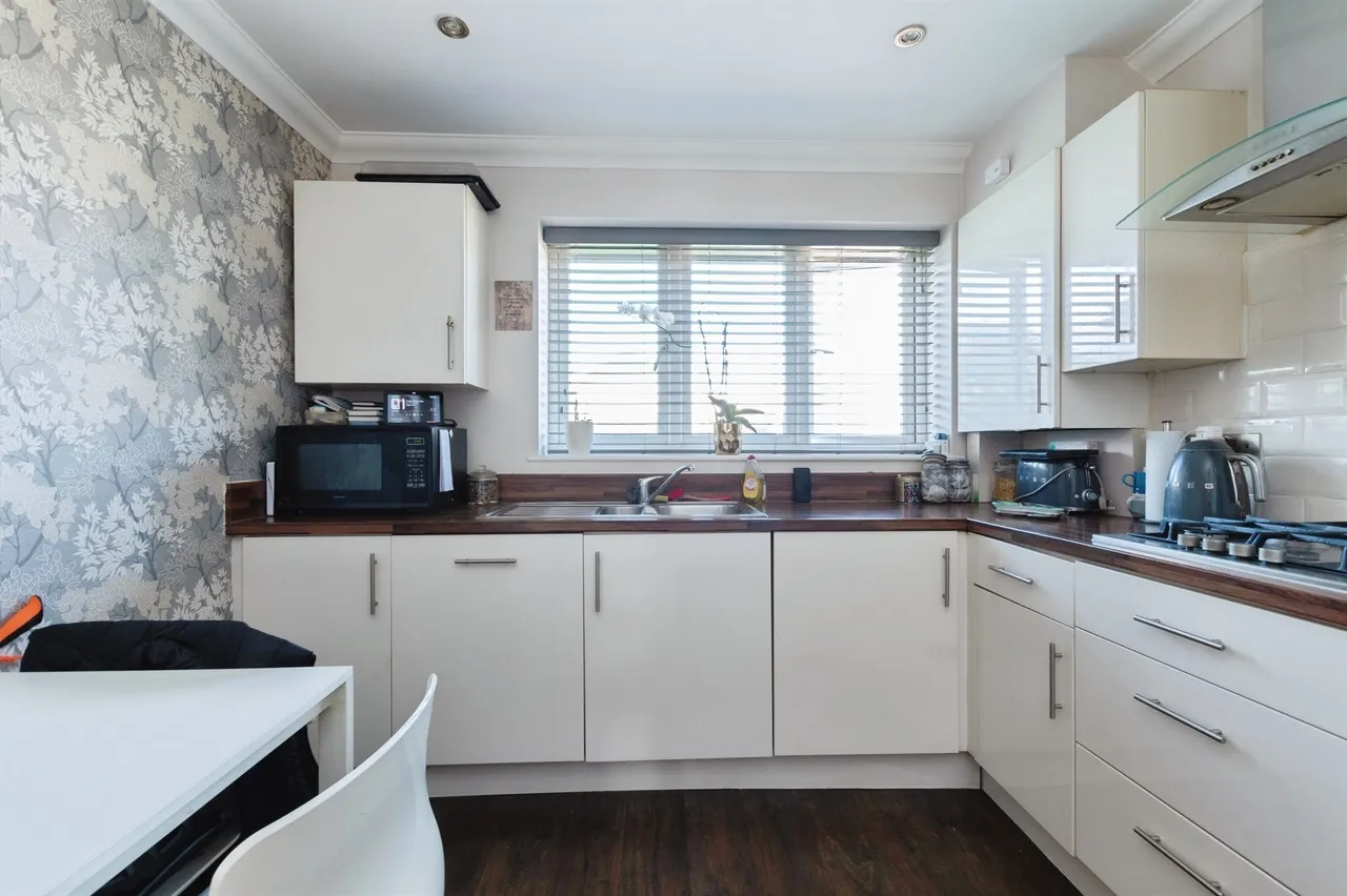Kinson Road, Bournemouth, BH10, photo 5