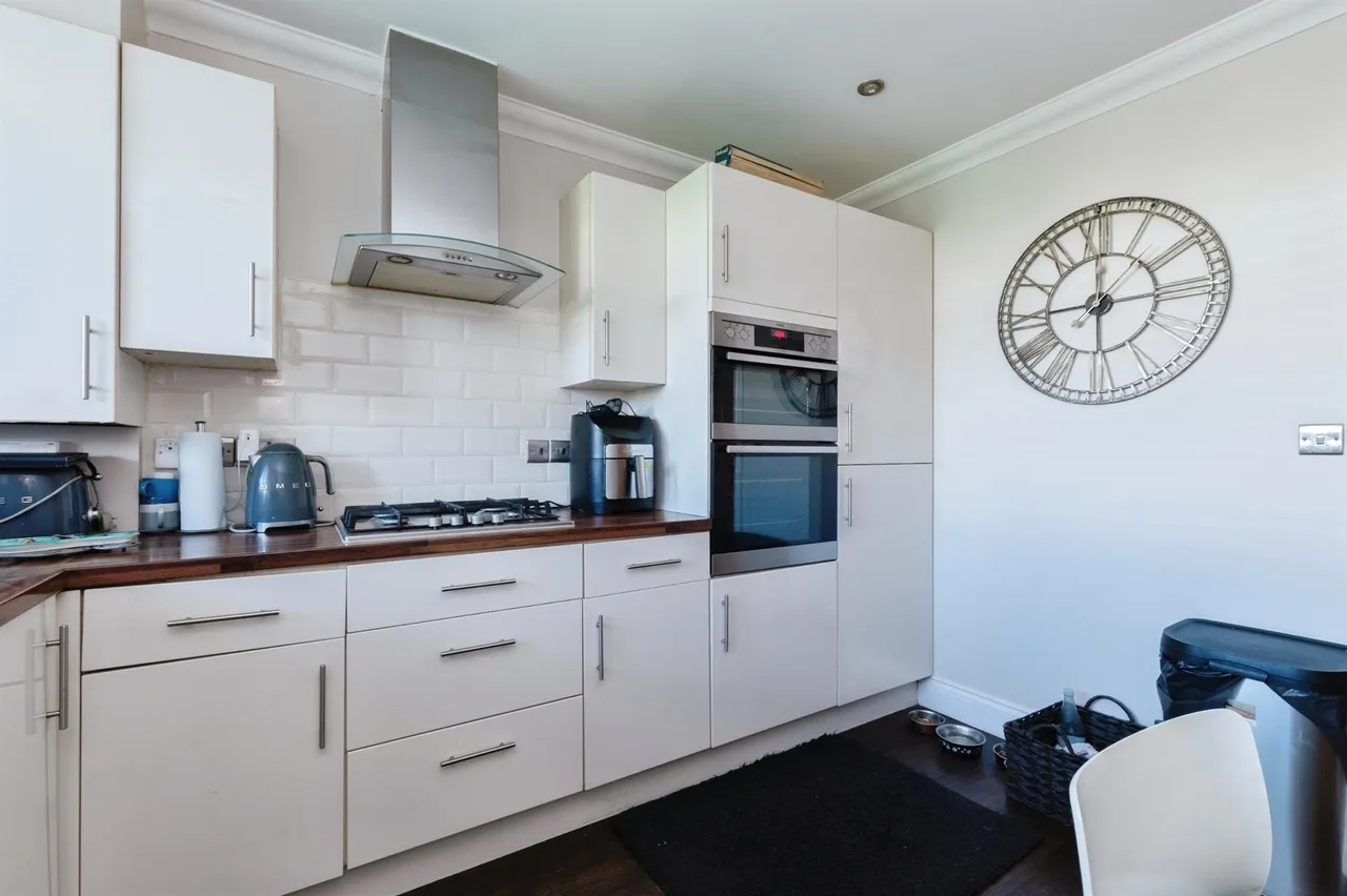Kinson Road, Bournemouth, BH10, photo 12