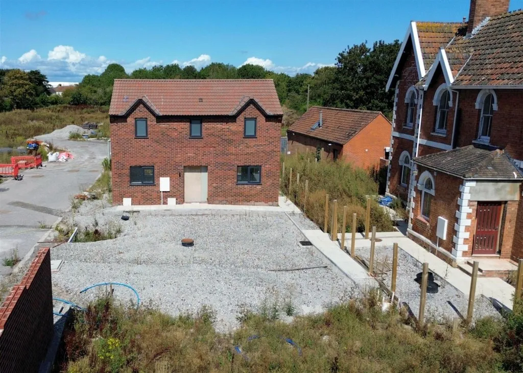 The Firs & 2B Henley Way, Walrow Road, Highbridge, TA9 4AB, photo 8