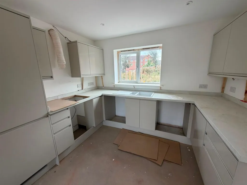 The Firs & 2B Henley Way, Walrow Road, Highbridge, TA9 4AB, photo 7