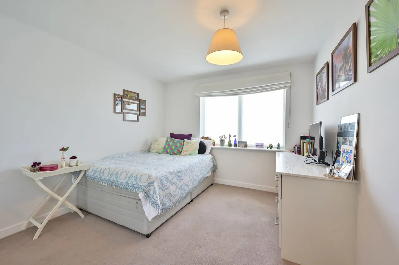 Flat 15, 328 Kingston Road, London, photo 8