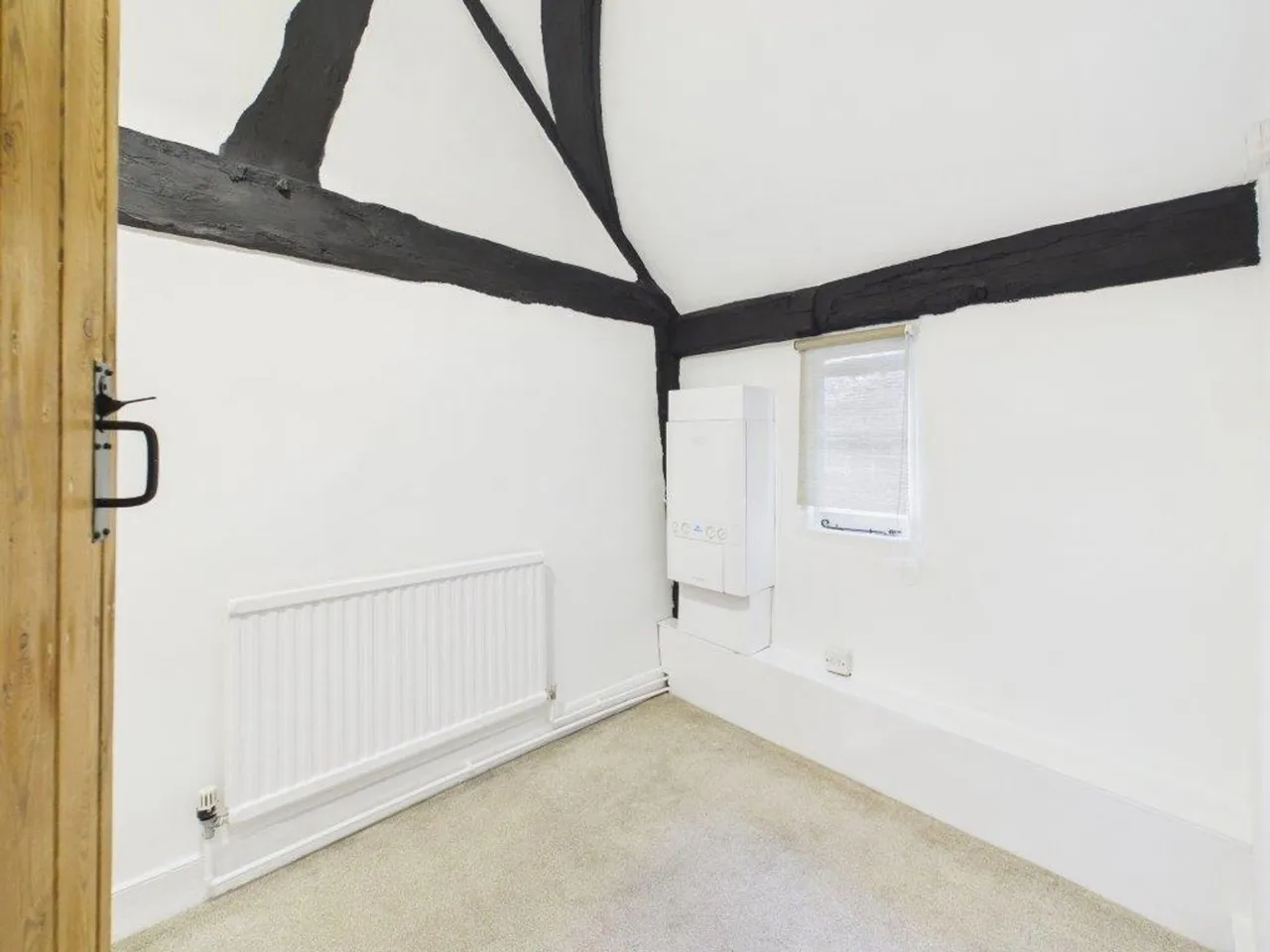 Wycombe End, Beaconsfield, HP9, photo 6