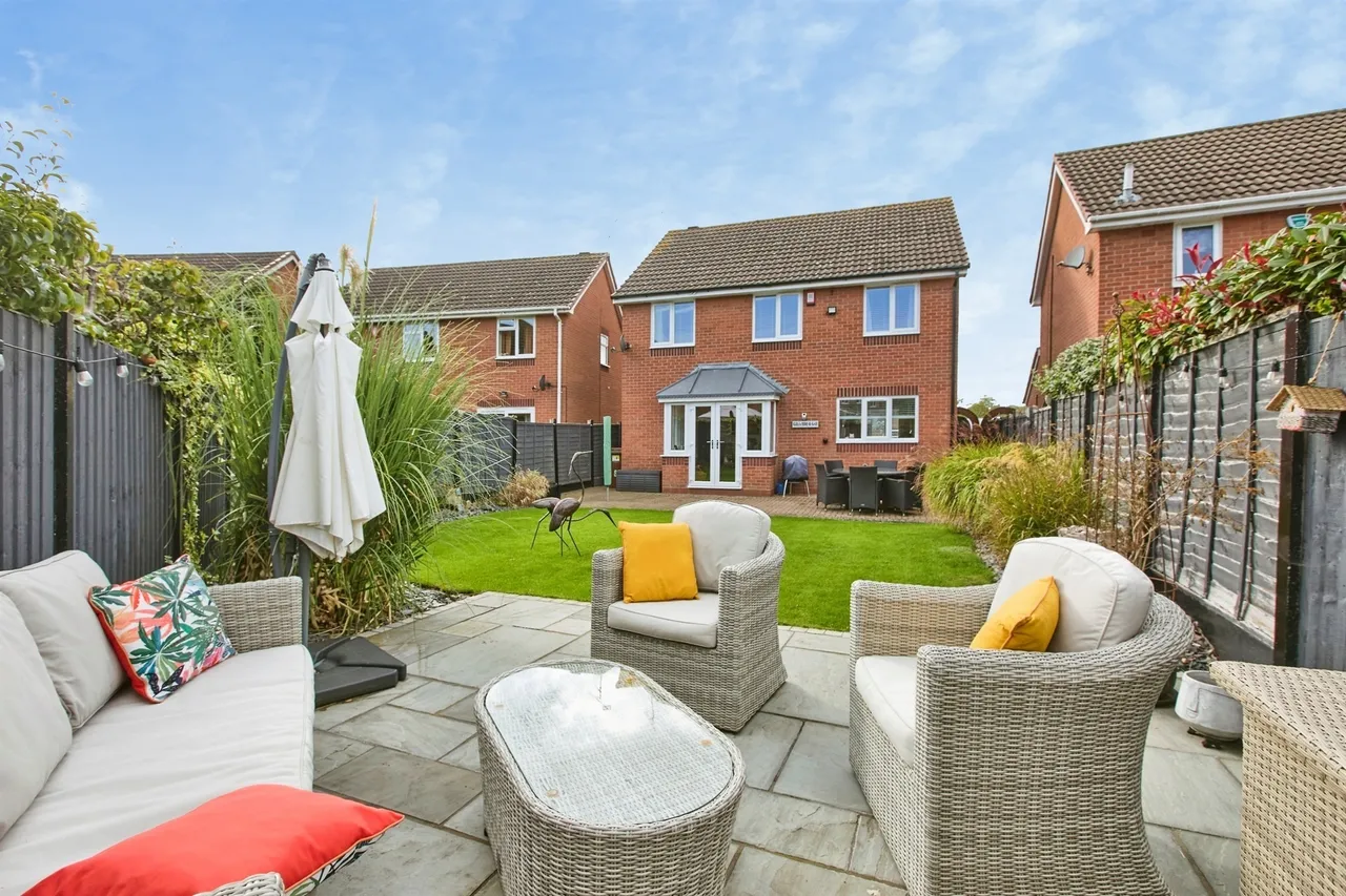 Turnbury Close, Branston, DE14, photo 16
