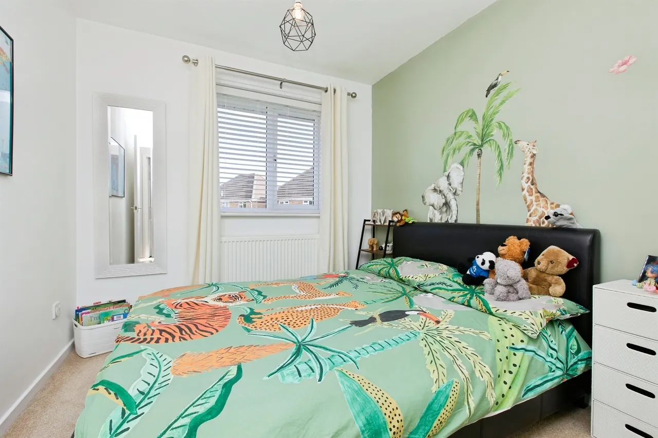 Turnbury Close, Branston, DE14, photo 10