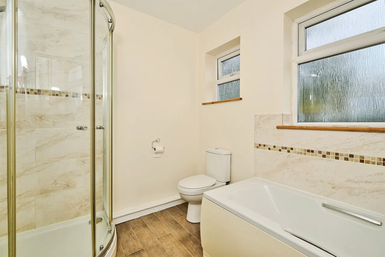 Knights End Road, March, PE15, photo 7