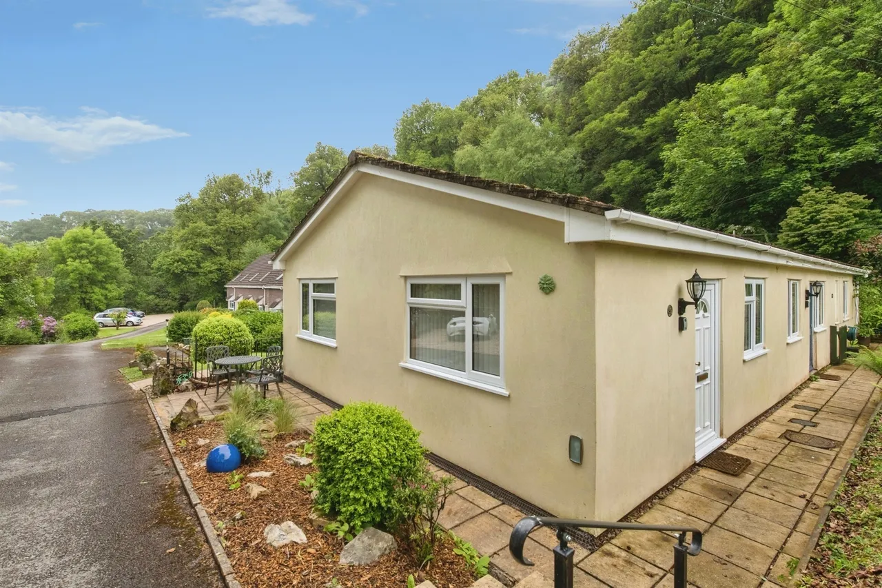 1 bed house for sale, Fernhill, Charmouth, DT6