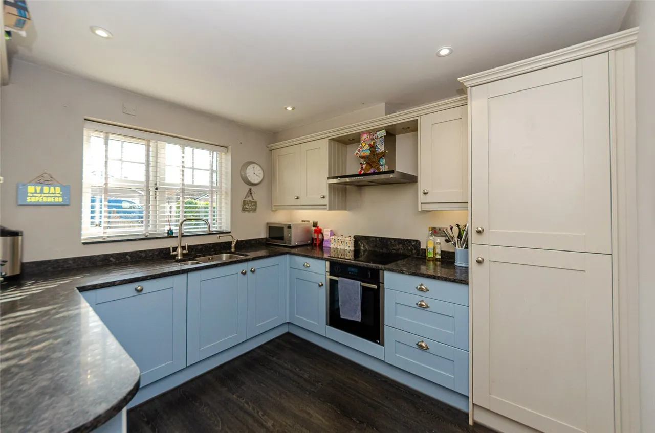 Glyn Y Marl Road, Llandudno Junction, photo 7