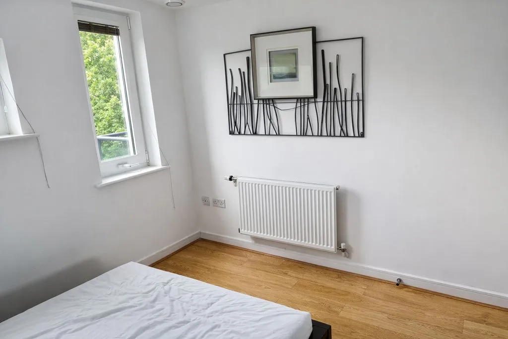 Brunel Court Green Lane, Edgware HA8 8YT, photo 8