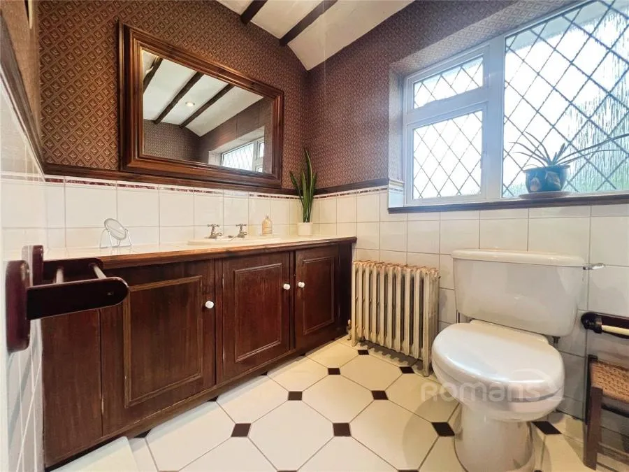 Winton Road, Aldershot, GU11, photo 13