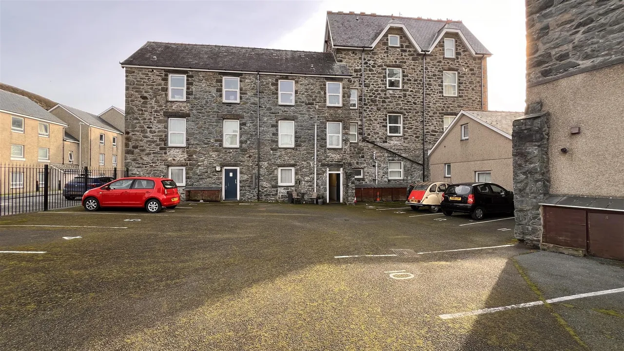 Marine Parade, Barmouth, LL42, photo 15