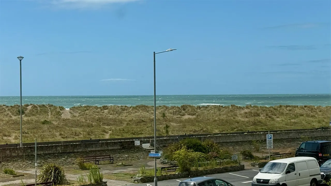 Marine Parade, Barmouth, LL42, photo 9