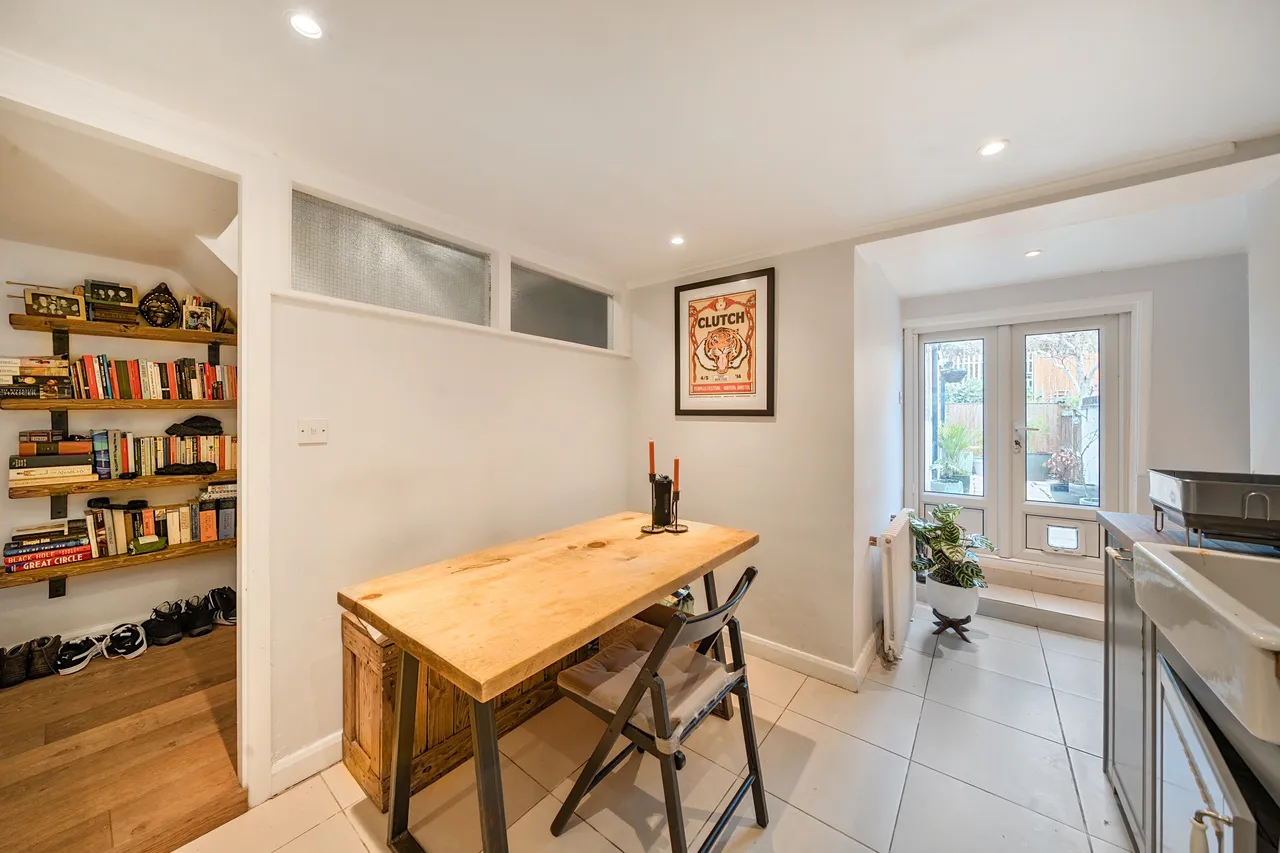Lothair Road North, London, N4, photo 9