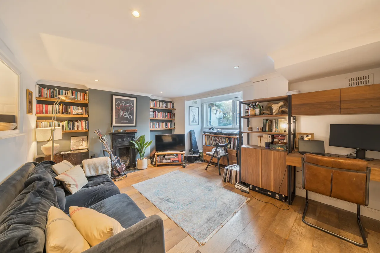 Lothair Road North, London, N4, photo 11