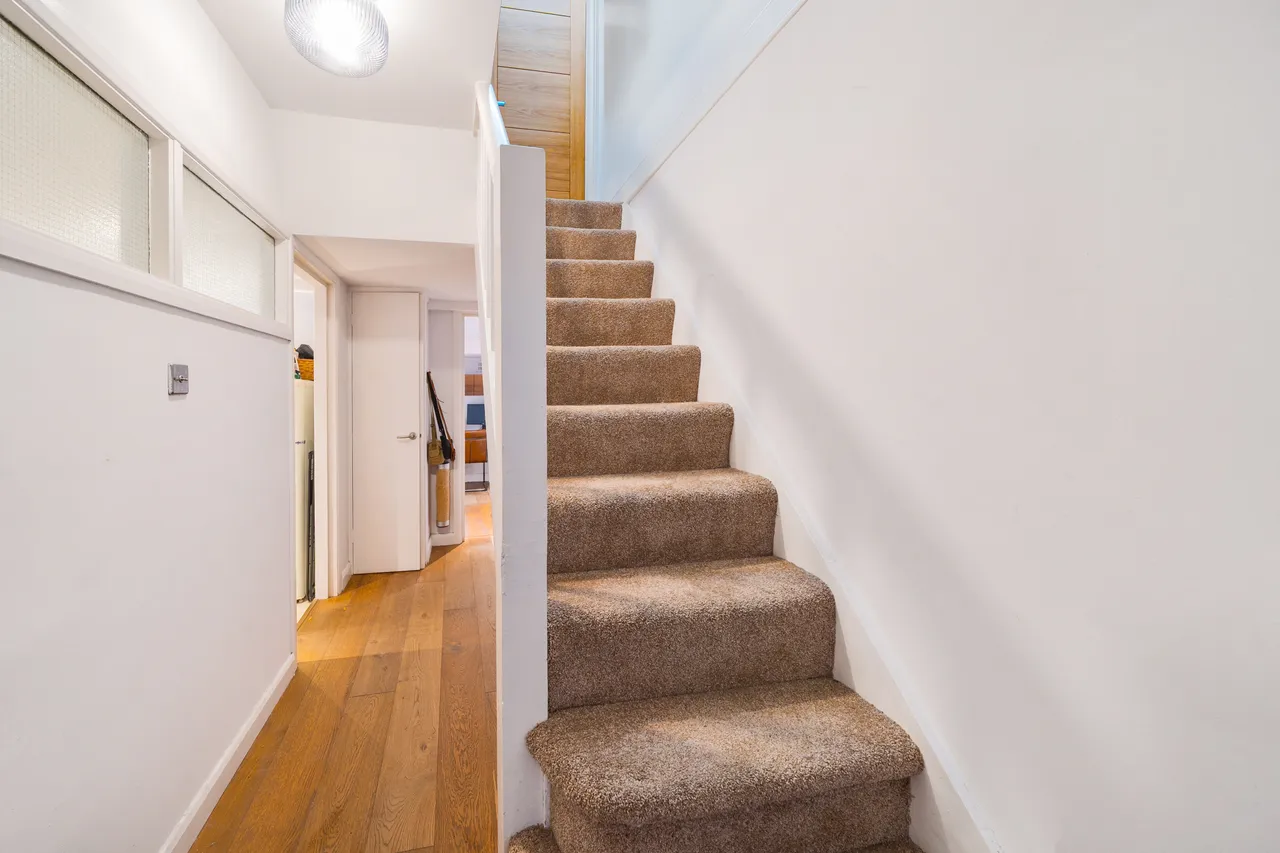 Lothair Road North, London, N4, photo 10