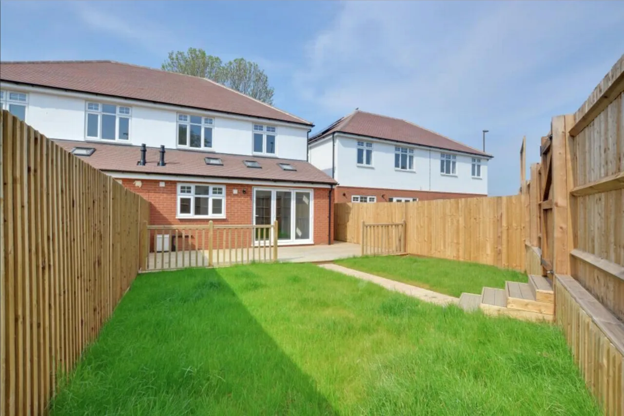 Kidbrooke Park Road, Kidbrooke, SE3, photo 13