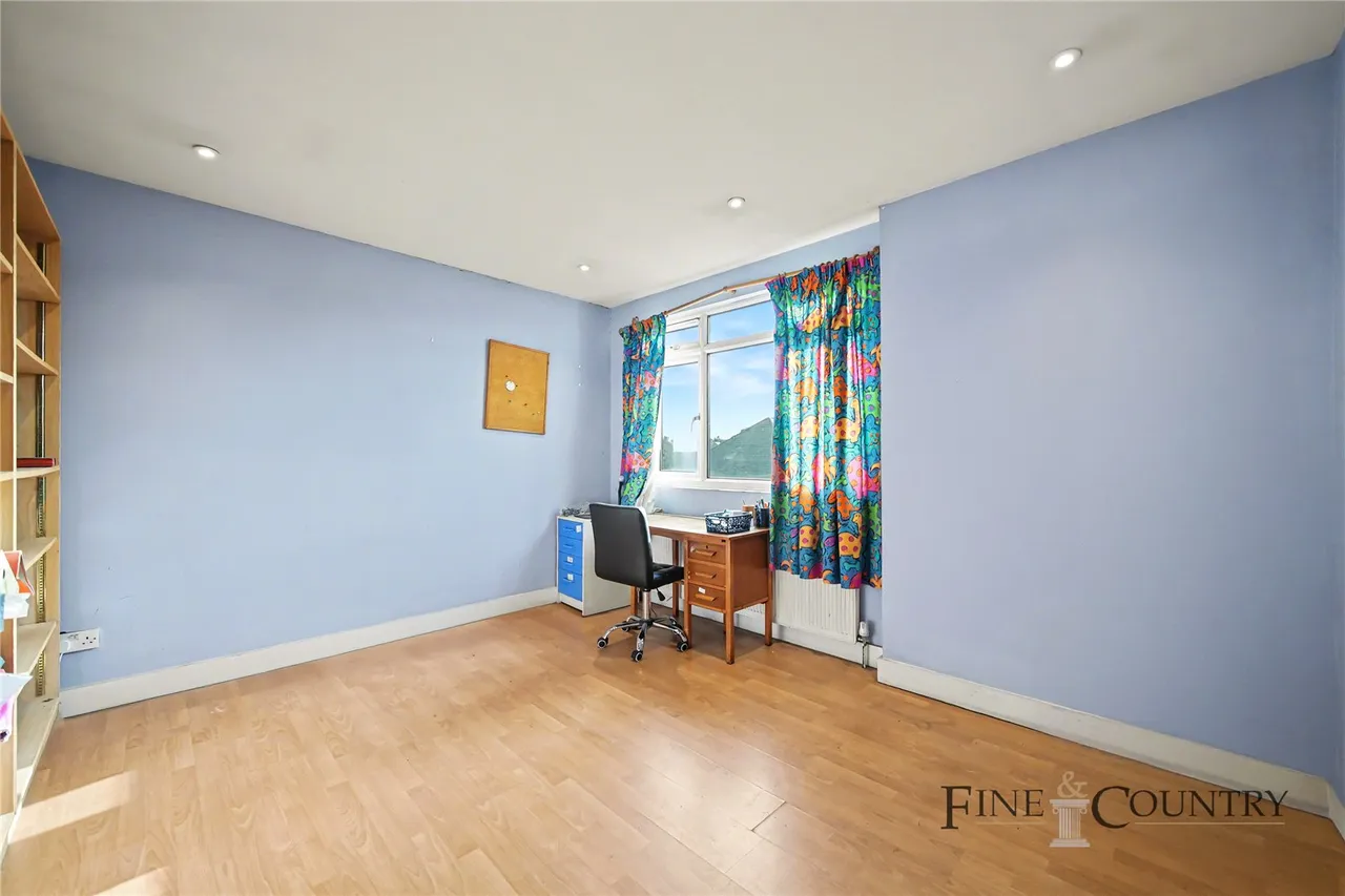 Fordwych Road, London, photo 8