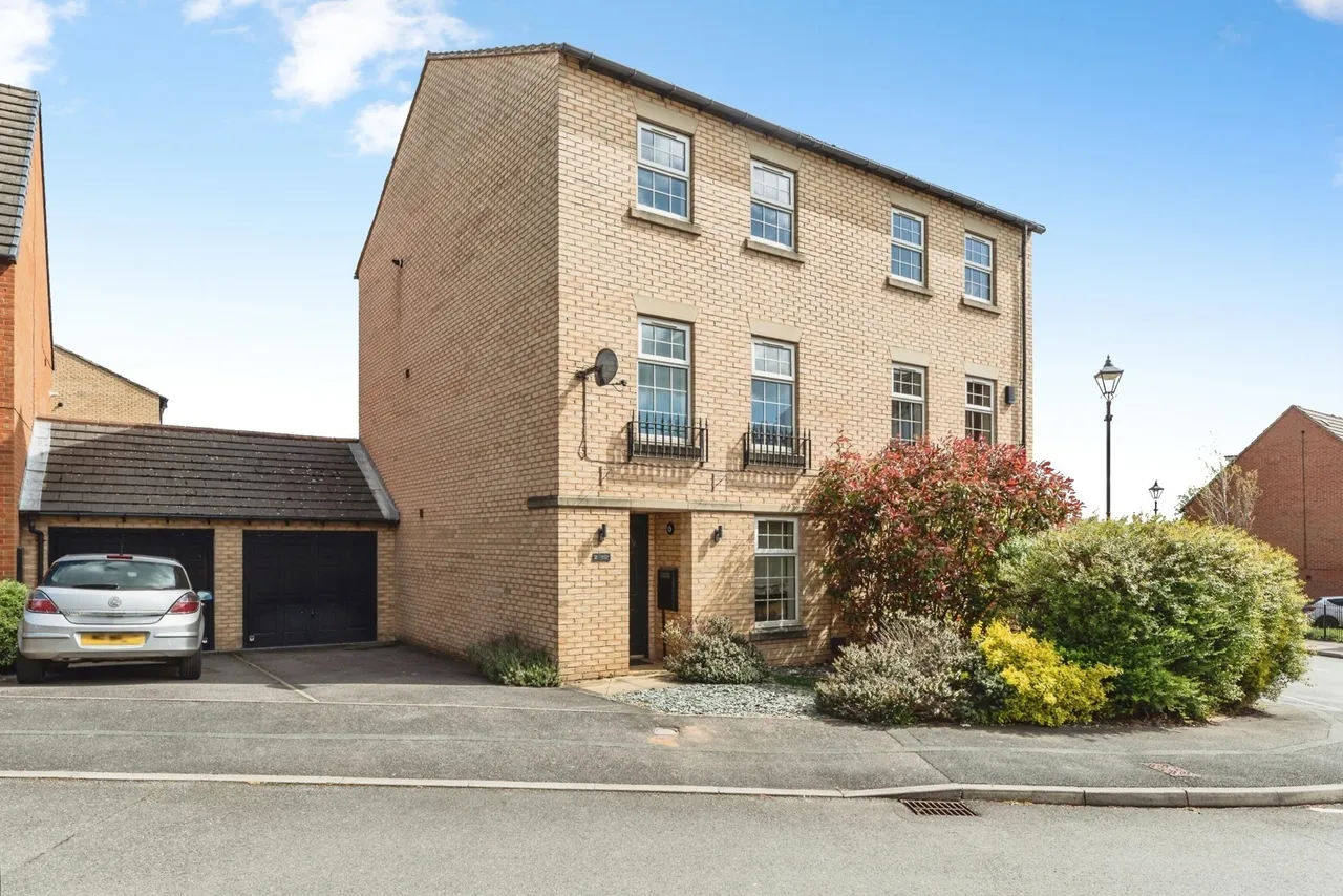 Bretton Close, Brierley, Barnsley, S72, photo 3