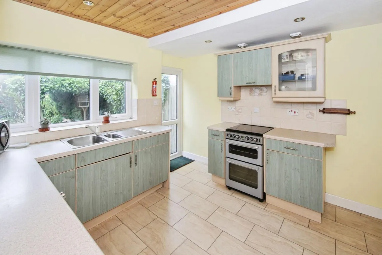 Aylesbury Road, Hockley Heath, B94, photo 5