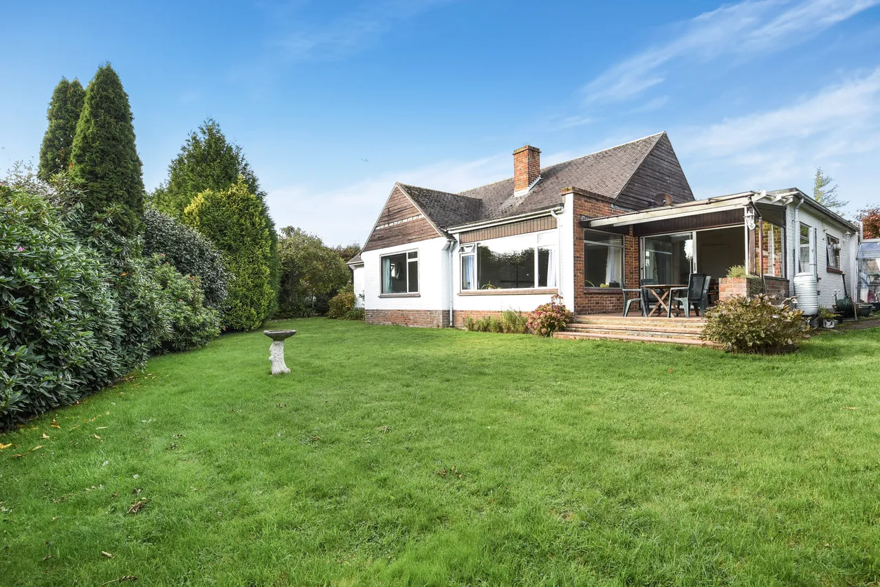 3 bed house to rent — Maturin Close, Lymington, Hampshire, SO41