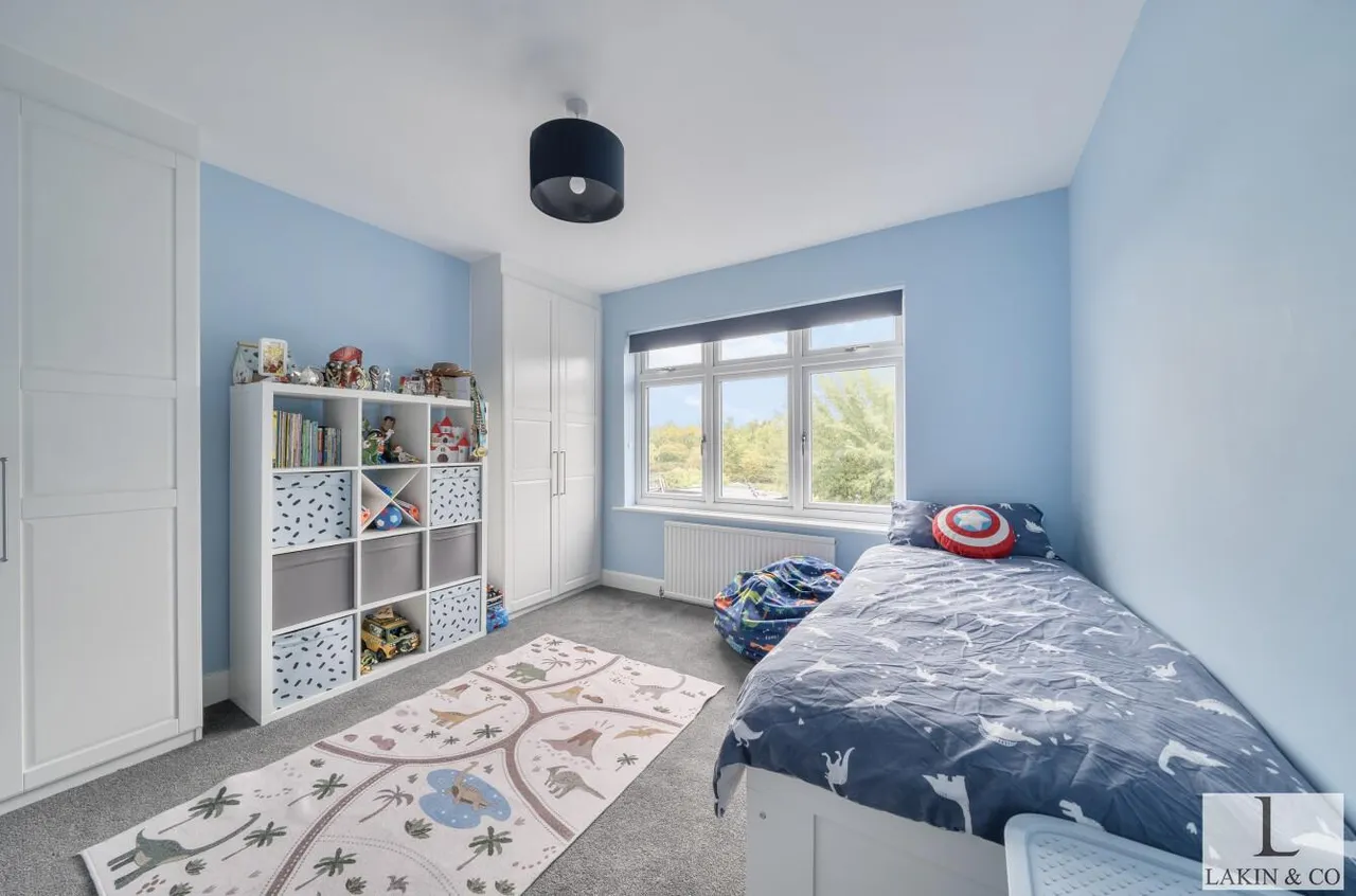 Granville Road, Hillingdon, UB10 9AG, photo 10