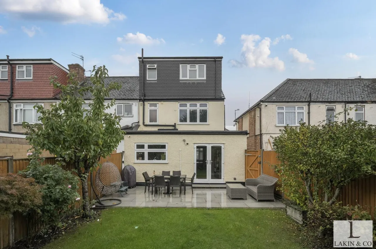 Granville Road, Hillingdon, UB10 9AG, photo 18