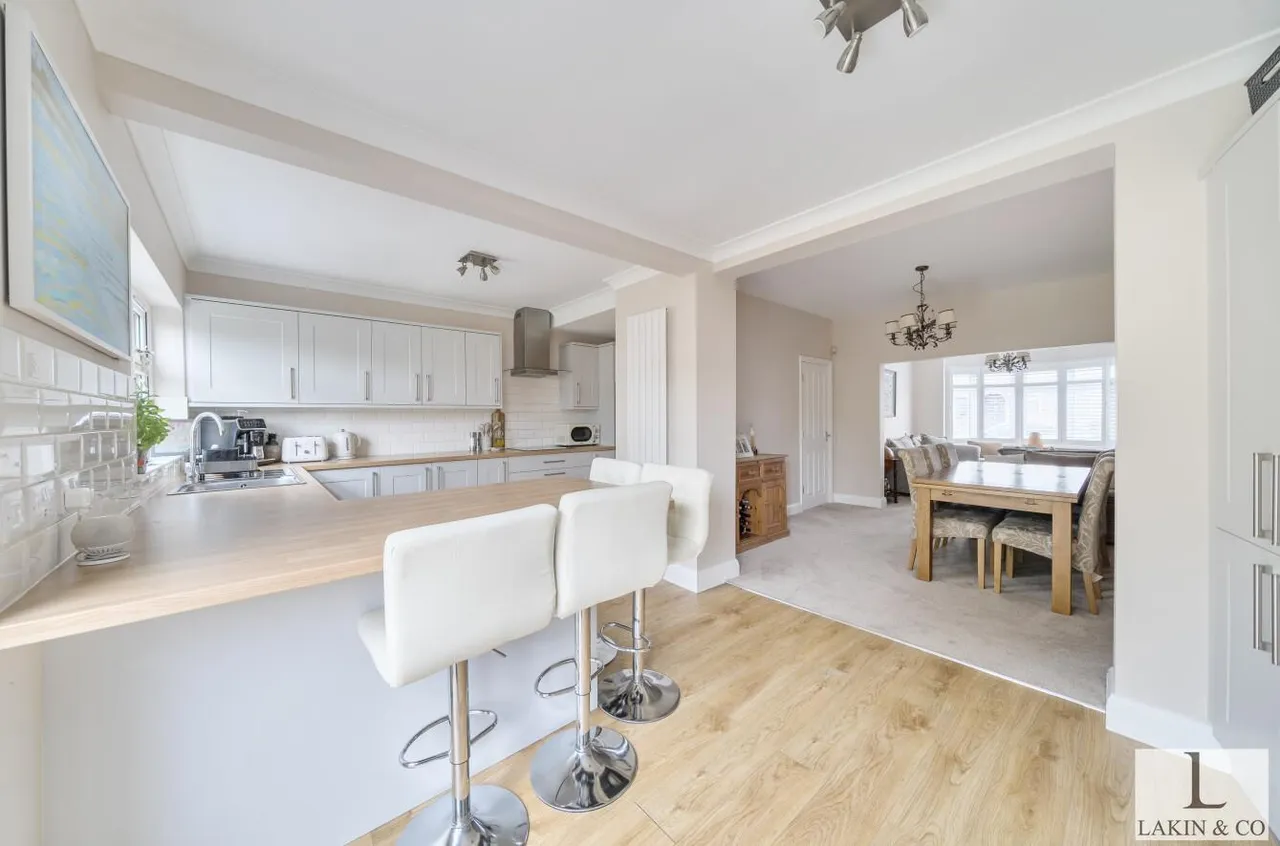 Granville Road, Hillingdon, UB10 9AG, photo 6