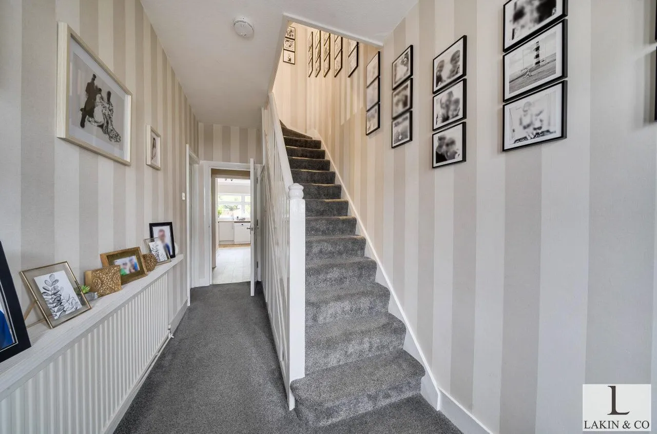 Granville Road, Hillingdon, UB10 9AG, photo 17