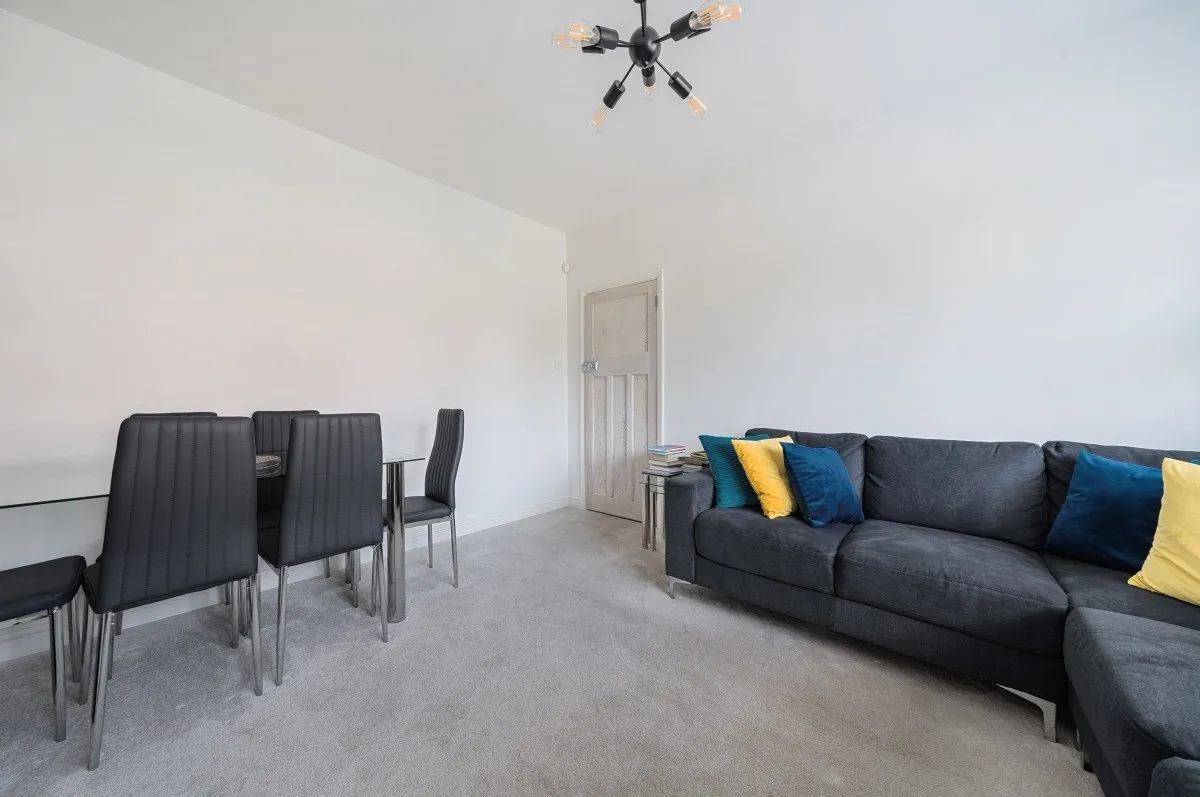 Elmbrook Gardens, SE9, photo 19