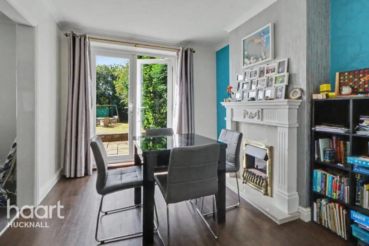 The Spinney, Nottingham, NG6, photo 2