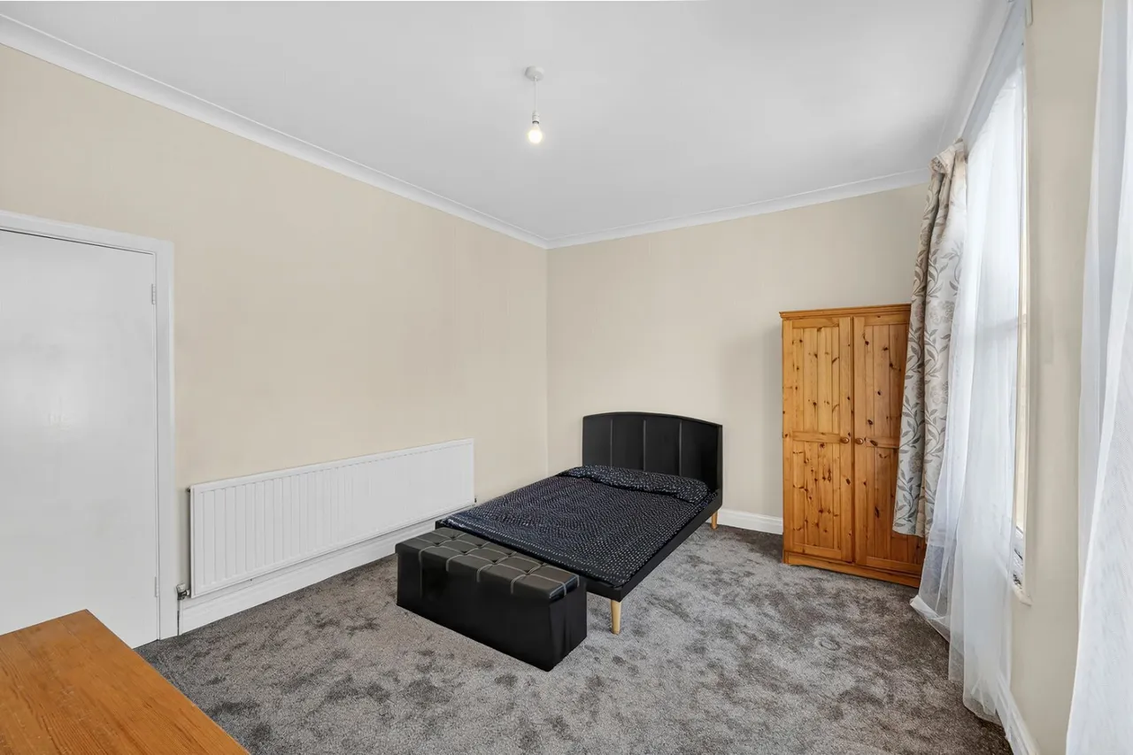Roden Street, London, N7, photo 12